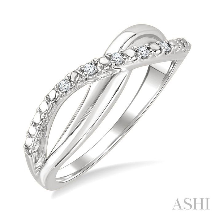 1/20 Ctw Split Criss-Cross Single Cut Diamond Fashion Ring in Sterling Silver