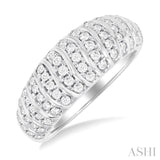 1/2 Ctw Lightweight Ribbed Round Cut Diamond Band in 10K White Gold