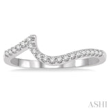 1/6 Ctw Curve Round Cut Diamond Wedding Band in 14K White Gold