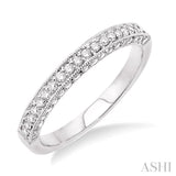 1/2 Ctw Round Cut Diamond Wedding Band in 14K White Gold