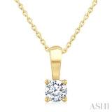 1/4 Ctw Prong Set Round Cut Diamond Solitaire Pendant With Chain in 14K Yellow Gold