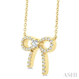 1/5 Ctw Bow Round Cut Diamond Petite Fashion Pendant With Chain in 10K Yellow Gold