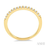 1/5 Ctw Round Cut Diamond Wedding Band in 14K Yellow Gold