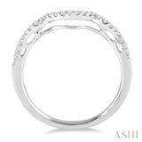1/6 Ctw Round Cut Diamond Wedding Band in 14K White Gold