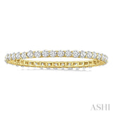 1/2 Ctw Round Cut Diamond Eternity Wedding Band in 14K Yellow Gold