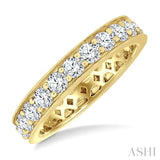 2 Ctw Round Cut Diamond Eternity Wedding Band in 14K Yellow Gold