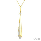 1/4 Ctw Tapered Drop Round Cut Diamond Fashion Pendant With Chain in 14K Yellow Gold