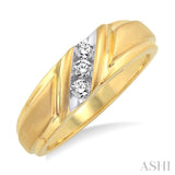 1/8 ctw Round Cut Diamond Women's Ring in 14K Yellow Gold