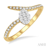 Oval Shape Lovebright Diamond Fashion Ring